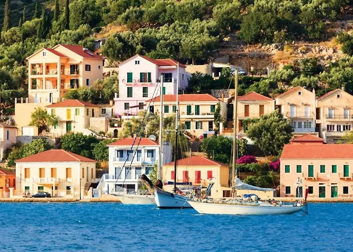 Loutsa Waterside *