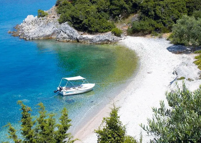 Loutsa Waterside * Vathy (Ithaca)